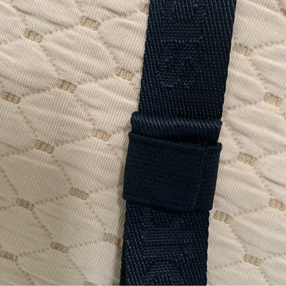 NWT Adidas Originals Black & White Waist  Bag - Picture 9 of 10